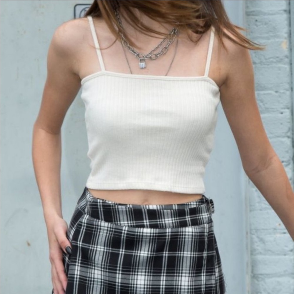 ISO  -  cheap Brandy Melville clothes!!